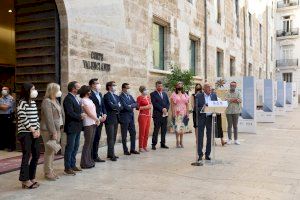 La exposición sobre el XX aniversario del Misteri como patrimonio Unesco viaja a Valencia por la festividad del 9 de Octubre
