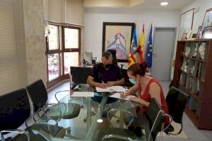 El Ayuntamiento de Aspe  firma el convenio de colaboración con la Asociación enfermos mentales "Iguales" por un importe  total de más de 12 mil euros