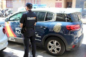 Detinguts dos joves a València per violar una xica a la qual havien enganyat