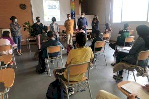 El Ayuntamiento de Alcalà-Alcossebre trabaja en la integración de jóvenes migrantes de la localidad