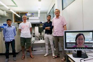 Un equipo internacional de investigación, con participación del Instituto de Ciencia Molecular (ICMol) de la Universitat de València, ha conseguido el control eléctrico del espín en nanoimanes moleculares.
