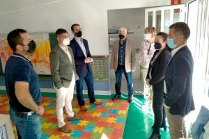 El director general de infraestructuras educativas visita las obras de los colegios de L’Olla, Les Rotes y Blanquinal