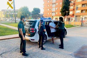 La Guardia Civil detiene a dos personas por 27 delitos de robo con fuerza en lavanderías de autoservicio de diferentes localidades 