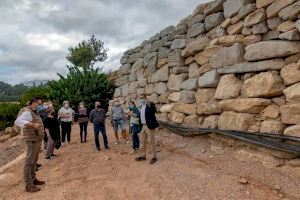 Una nueva escollera protege ya el Camí Les Coves de l’Horta de Benidorm
