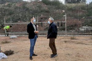 Ximo Huguet en la visita a Almedíjar