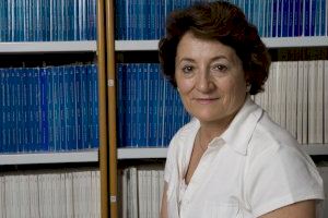 La catedrática de la UA Carmen Nájera, ganadora del VI Premio "Julio Peláez" a mujeres pioneras de la Física, la Química y las Matemáticas