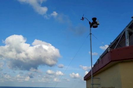 Cullera instal·la en el Dosser una segona estació meteorològica