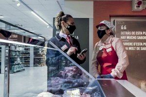 Consum implanta la setmana laboral de 5 dies en els seus supermercats