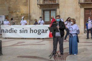 El Ayuntamiento de Elche respalda las acciones en defensa de las personas sin hogar