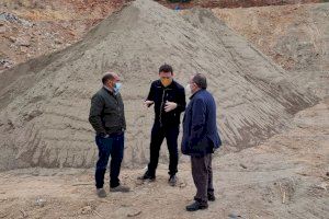 Castelló tornarà prop de 200 tones d’arena a les seues platges després del temporal d’agost