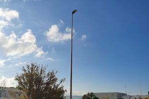 Alzira continua amb el canvi a il·luminació LED als polígons