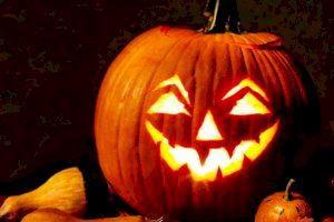 FACUA exige controles exhaustivos en las fiestas de Halloween para garantizar las medidas sanitarias