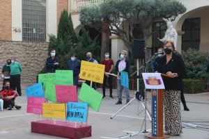 La alcaldesa de Burriana participa en la Semana de Acción Mundial por la Educación del colegio Salesiano