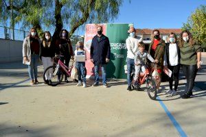Aldaia regala bicicletes als alumnes més originals en la III Setmana de la Mobilitat