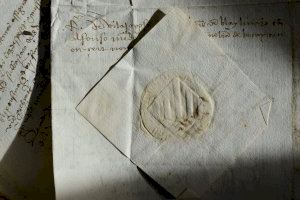 El escudo medieval de La Vila en la conferencia “Dignidad y formas de la heráldica medieval valenciana” de Abel Soler Molina