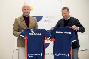 La Diputació de València y la FFCV promueven el fútbol base con ayudas para los 347 clubs de la provincia