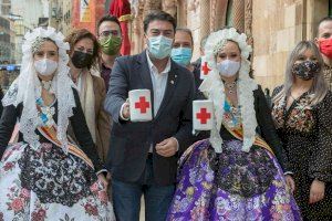 El Ayuntamiento de Alicante reivindica en el Día de la Banderita la “gran labor humanitaria y solidaria” de Cruz Roja