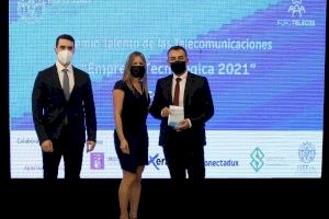Ana Morell i Miguel Monzonís, representen a la ciutat en la gala dels Premis Talent de les Telecomunicacions a Gandia