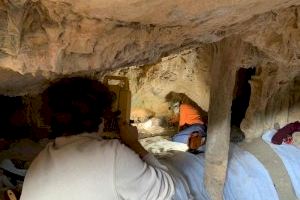 Finaliza la segunda campaña de excavaciones en el yacimiento prehistórico de la Cova dels Diablets de Alcalà de Xivert