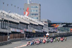 El Circuit cierra este fin de semana la temporada internacional de motociclismo