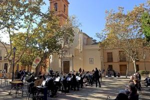 Los ciclos Cultura als barris y Cultura als pobles del Ayuntamiento de Valencia incluyen este fin de semana seis conciertos de música de banda