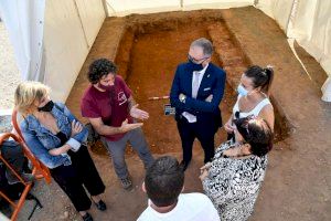 La Diputación contribuirá en 2022 con 50.000 euros al objetivo de completar en esta legislatura las exhumaciones de todas las víctimas del franquismo que quedan en el cementerio de Castelló