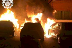Imagen de archivo de un incendio de vehículos en Castellón