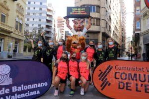 Castelló se vuelca con ‘Handbol al carrer’