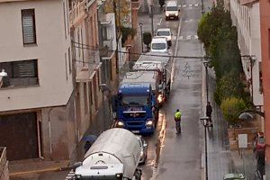 El PSPV-PSOE de les Coves de Vinromà gestiona con la conselleria el cambio de tráfico de camiones para evitar que pasan por el antigua CV-10 mientras se ejecutan las obras de la rotonda