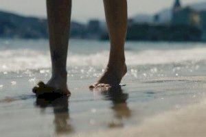 Una pel·lícula per a reflexionar sobre el turisme de sol i platja al litoral valencià