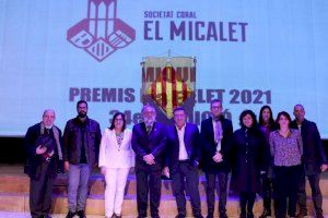 El Micalet guardona a Anna Collell, Vicent Gabarda, Jacob Mompó i el CEIP Lluís Vives d’Ontinyent en els Premis Miquelet