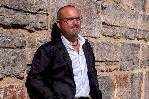 Antoni Gómez presenta el seu nou poemari Xaman en el Centre Cultural Mario Monreal de Sagunt