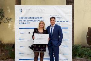 La egresada de la UMH Carolina Blanco, premio al mejor TFM en Política, Regulación, Sistemas y Proyectos de Telecomunicaciones