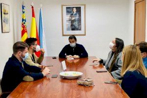 El alcalde de Torrevieja se reúne con el comité de empresa del hospital para conocer de primera mano los problemas asistenciales que denuncian