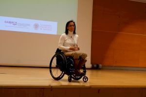 La nadadora paralímpica Teresa Perales en Valencia: “Tenemos la capacidad de vivir plenamente"