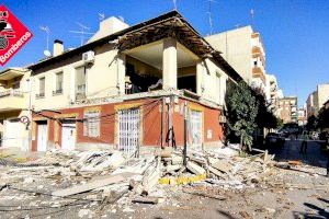 S'esfondra la façana d'un edifici a Almoradí sense causar ferits