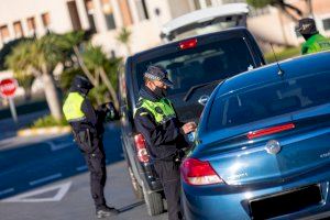 La Policía Local de l’Alfàs se adhiere a la campaña de seguridad y movilidad de la DGT para estas fiestas