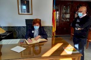 La delegada del Gobierno visita la localidad valenciana de Utiel