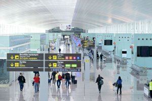 Espanya amplia a 9 països del sud d'Àfrica amb limitacions d'entrada al país per via aèria
