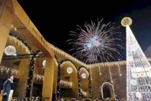 Espectacular! Ferrero Rocher fa brillar Peníscola i el seu Mercat Nadalenc en el retrobament amb el Nadal