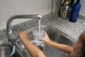 El Ayuntamiento de Sagunto avisa de un posible caso de estafa a mayores y pequeños a través de muestras de aguas