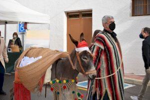 La ‘burreta’ vuelve a ser la gran protagonista del Mercado de Navidad de El Poble Nou de Benitatxell