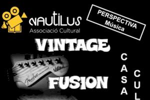 La Casa Municipal de Cultura acoge esta tarde el concierto en directo de la banda local Vintage Fusión Trío
