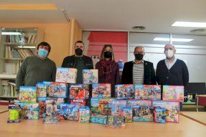 Borriana dona un assortiment de playmobils per a l'alumnat del CEE Hortolans