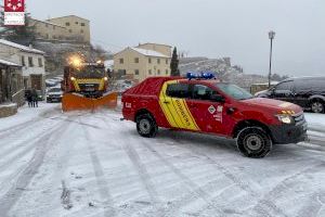 La Diputació de Castelló activa un dispositiu enfront de nevades amb prop de 200 efectius diaris, 20 màquines llevaneu i 250 tones de sal