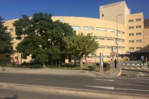 Los pacientes covid colapsan al 100% las camas UCI del hospital General de Castellón