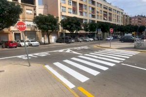 L'Ajuntament d'Alaquàs realitza nous treballs de pintura i manteniment de vials en diversos carrers del municipi