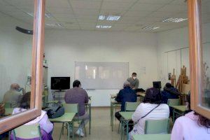El Ayuntamiento de Chiva contrata a 59 personas durante un año en diferentes programas formativos
