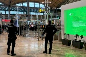 Detienen en el Aeropuerto de Alicante-Elche a un fugitivo buscado por las autoridades alemanas por presuntos delitos económicos y financieros