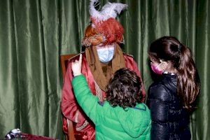 El Chambelán recoge los deseos y peticiones de los niños de Burriana para los Reyes Magos